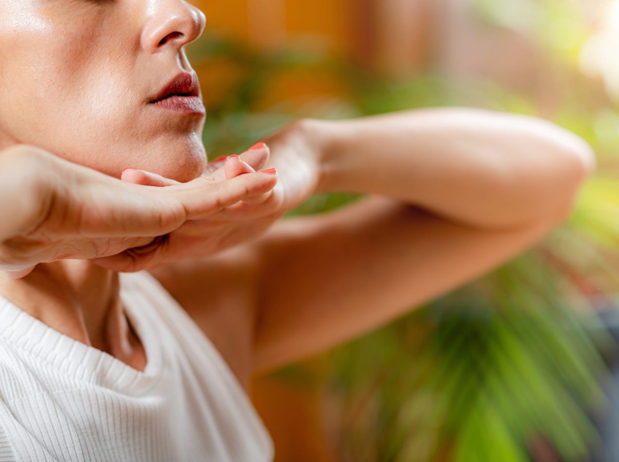 Affirmative meditation practice, energizing vishuddha or throat chakra for communication and self-expression